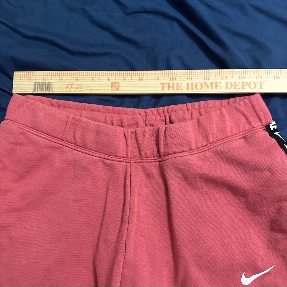 Nike Women’s Sportswear Jogger Pants with Stripe - Picture 6 of 10